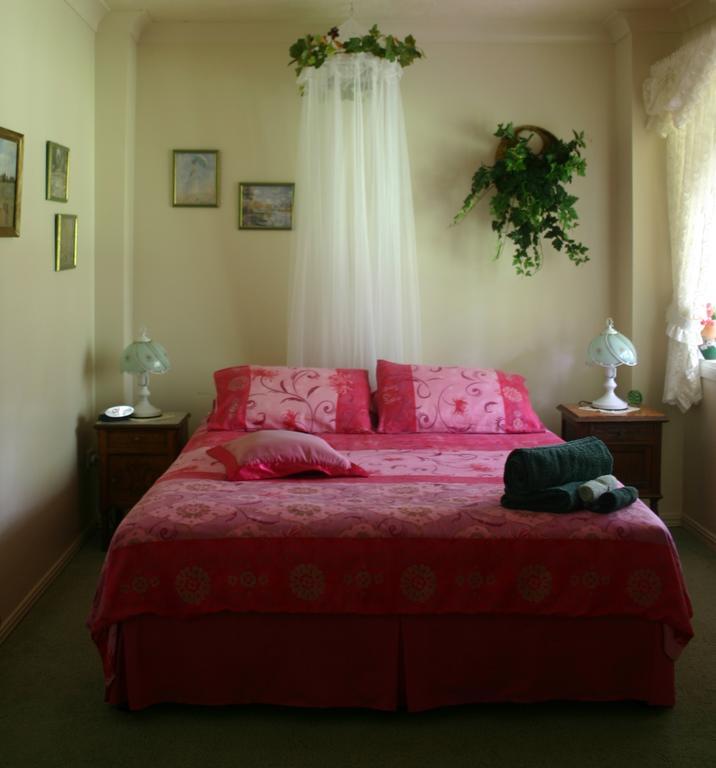 ริเวียรา เบด แอนด์ เบรคฟาสต์ Bed & Breakfast โกลด์โคสต์ ภายนอก รูปภาพ