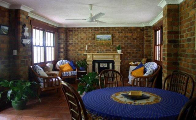 ริเวียรา เบด แอนด์ เบรคฟาสต์ Bed & Breakfast โกลด์โคสต์ ภายนอก รูปภาพ