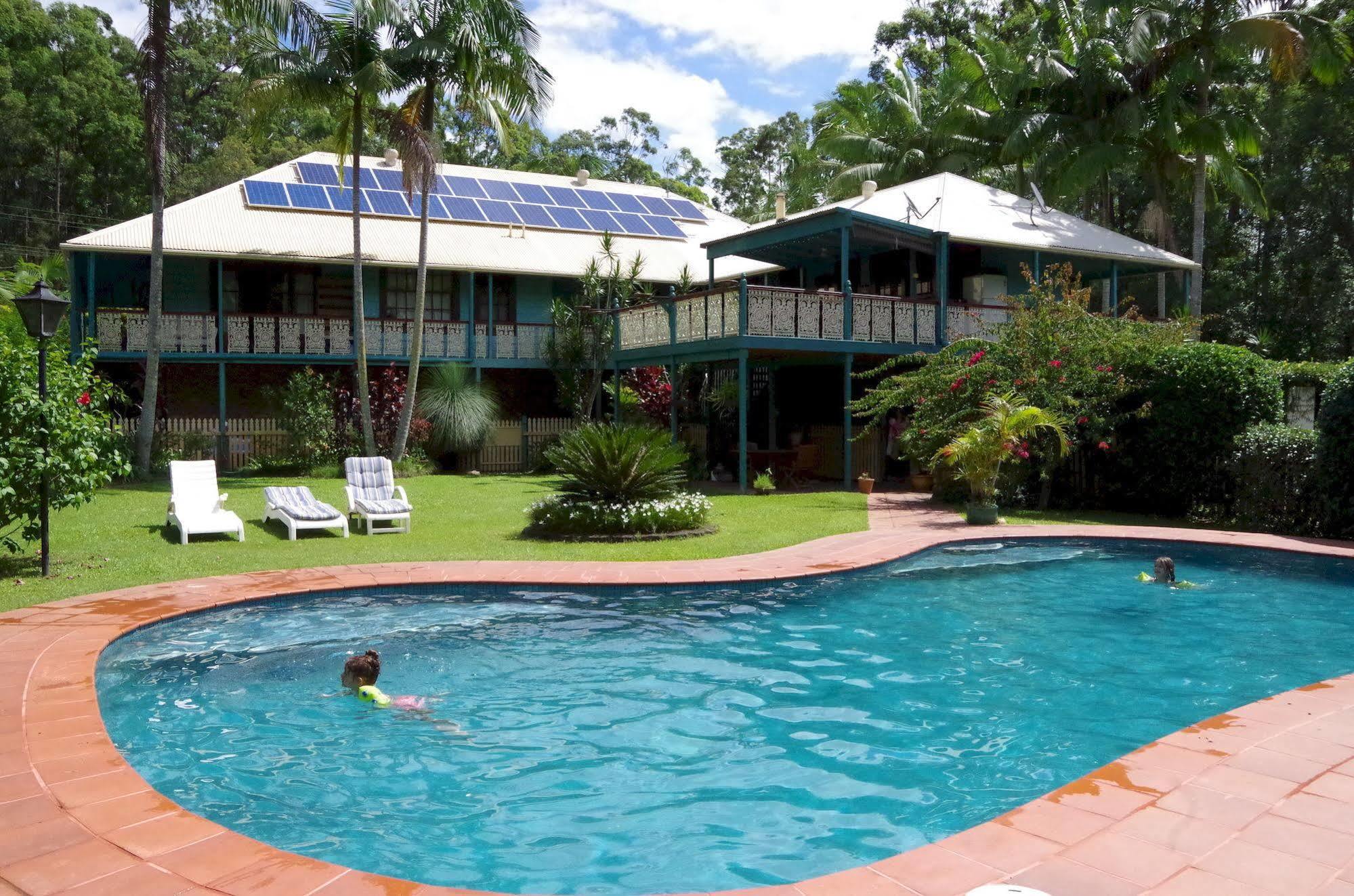 ริเวียรา เบด แอนด์ เบรคฟาสต์ Bed & Breakfast โกลด์โคสต์ ภายนอก รูปภาพ
